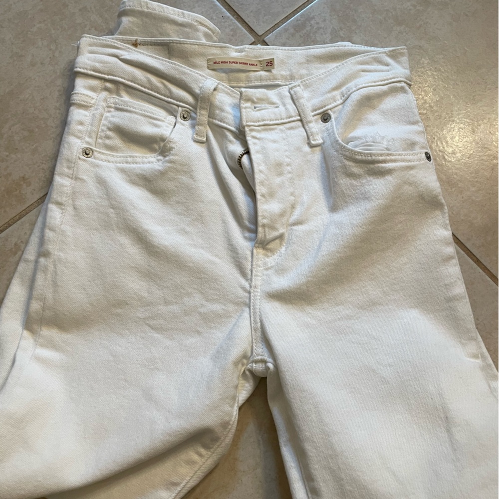Levi’s Mile High Super Skinny Ankle